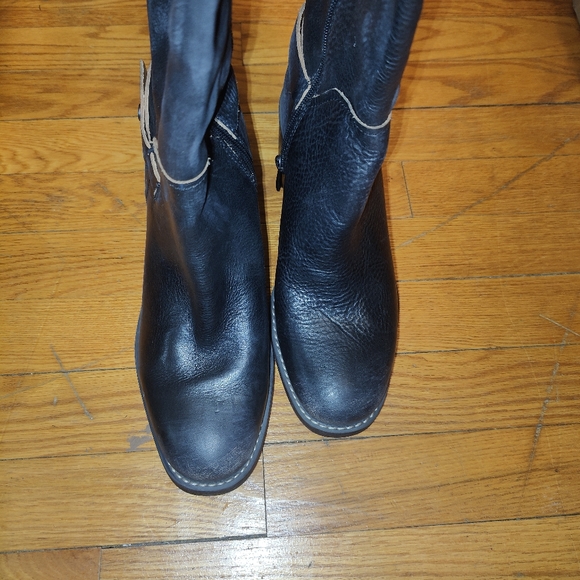 Franco Sarto Women's distressed Kiana boot size 9 - Picture 5 of 7